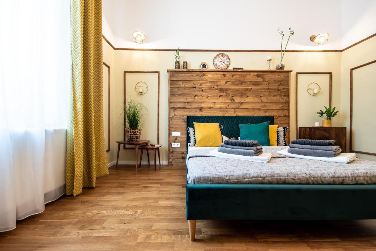Zur Linde Appartement Sibiu Buitenkant foto