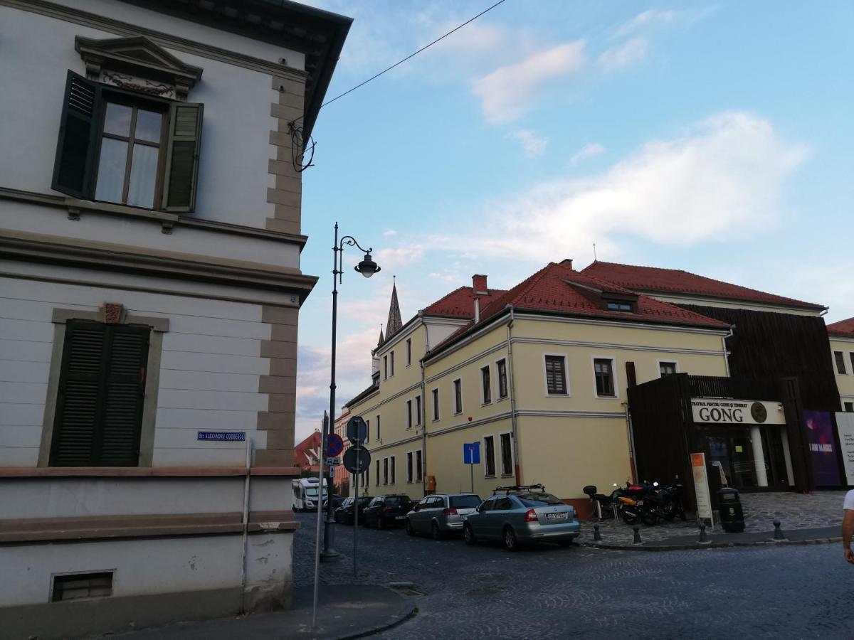 Zur Linde Appartement Sibiu Buitenkant foto