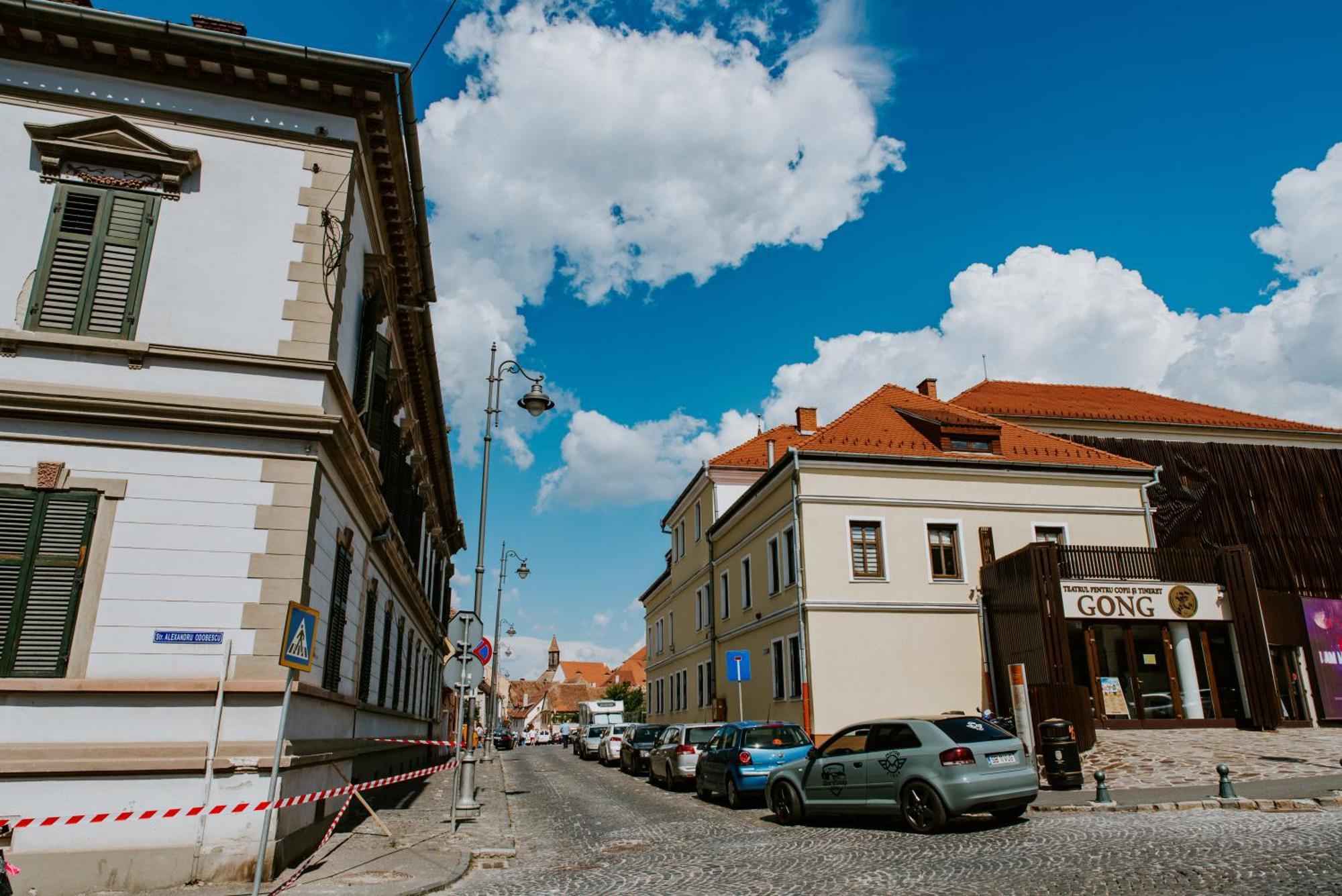 Zur Linde Appartement Sibiu Kamer foto
